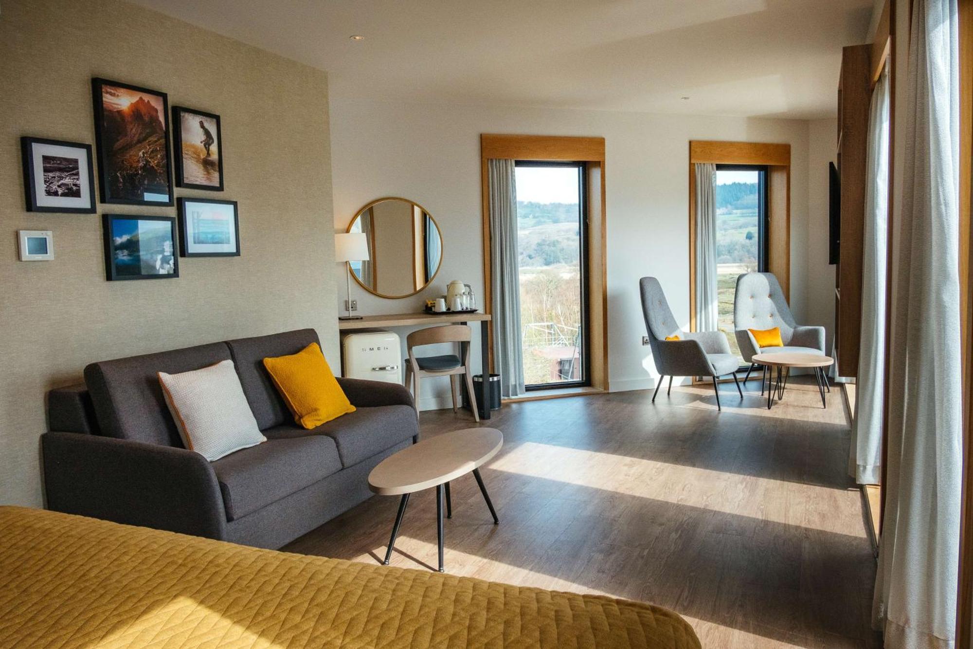 Hilton Garden Inn Snowdonia Conwy Exterior foto